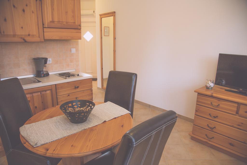Apartments Meri Liznjan Room photo